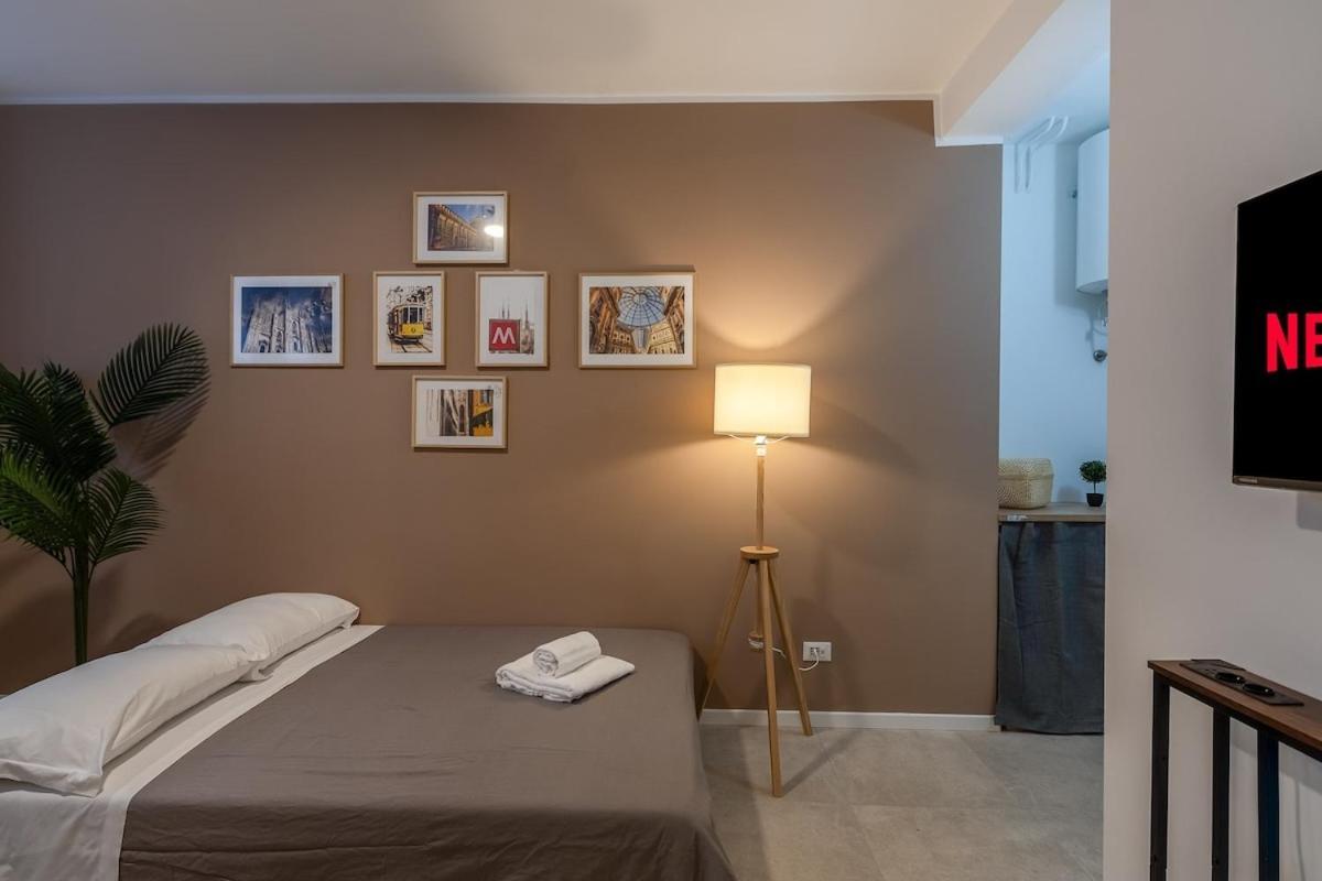 Authentic Private Flat 2 Min From Navigli Apartment มิลาน ภายนอก รูปภาพ